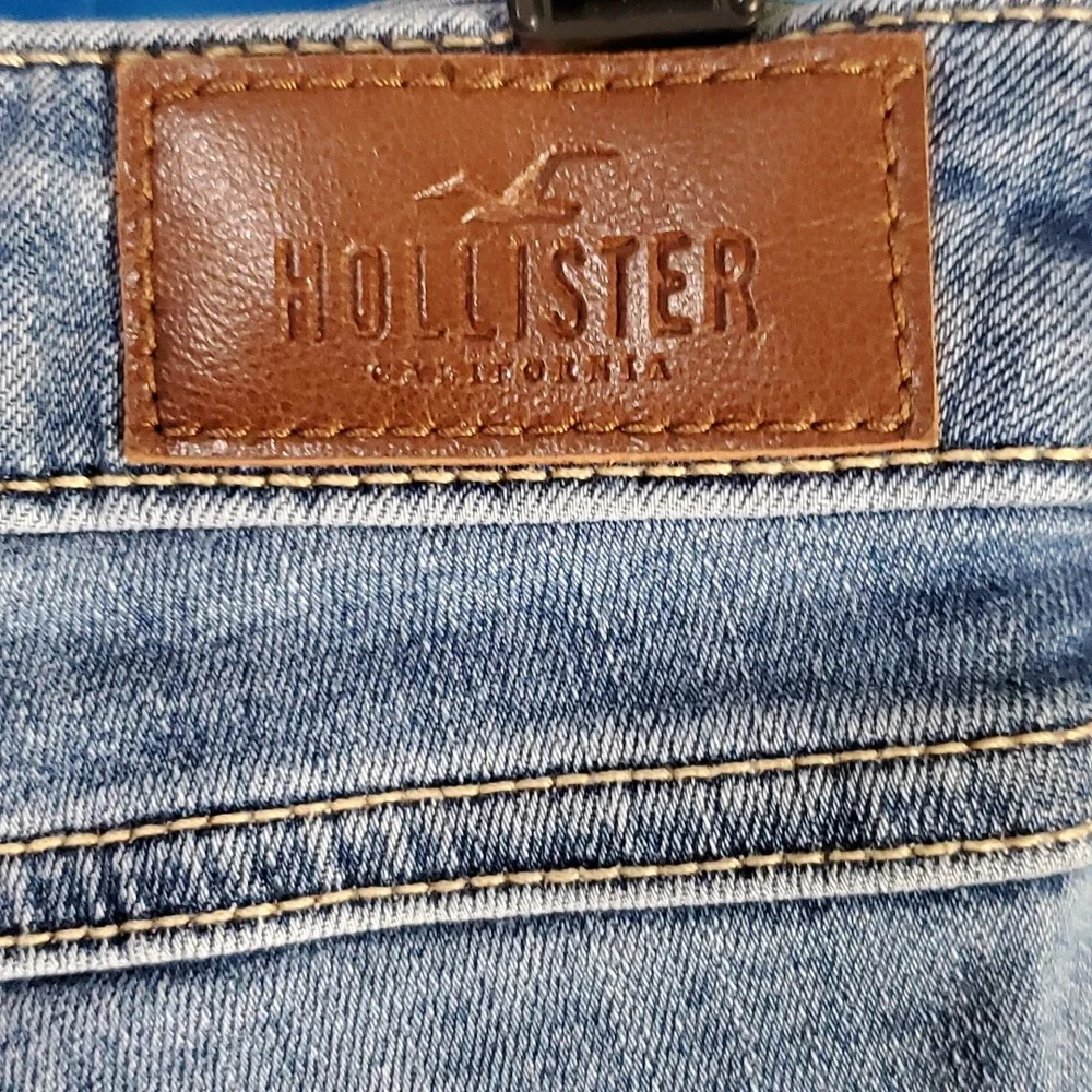 Hollister Mid - Rise Crop Super skinny Classic stretch denim women's siz… - Picture 3 of 5